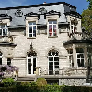 https://les-grands-arbres.brusselshotelsbook.com